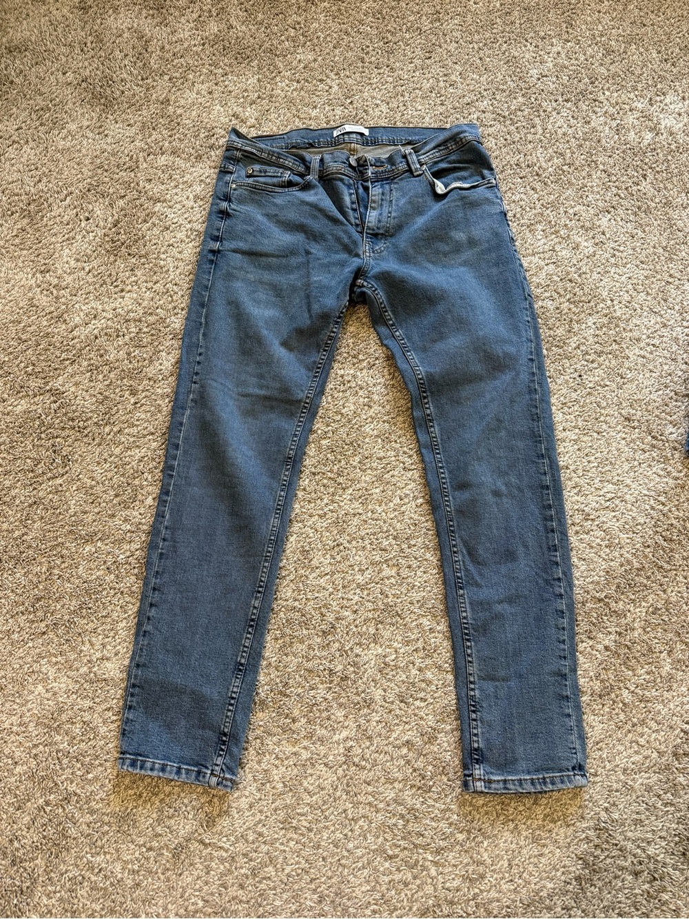 Zara Women's Skinny Jeans - Medium Blue Wash